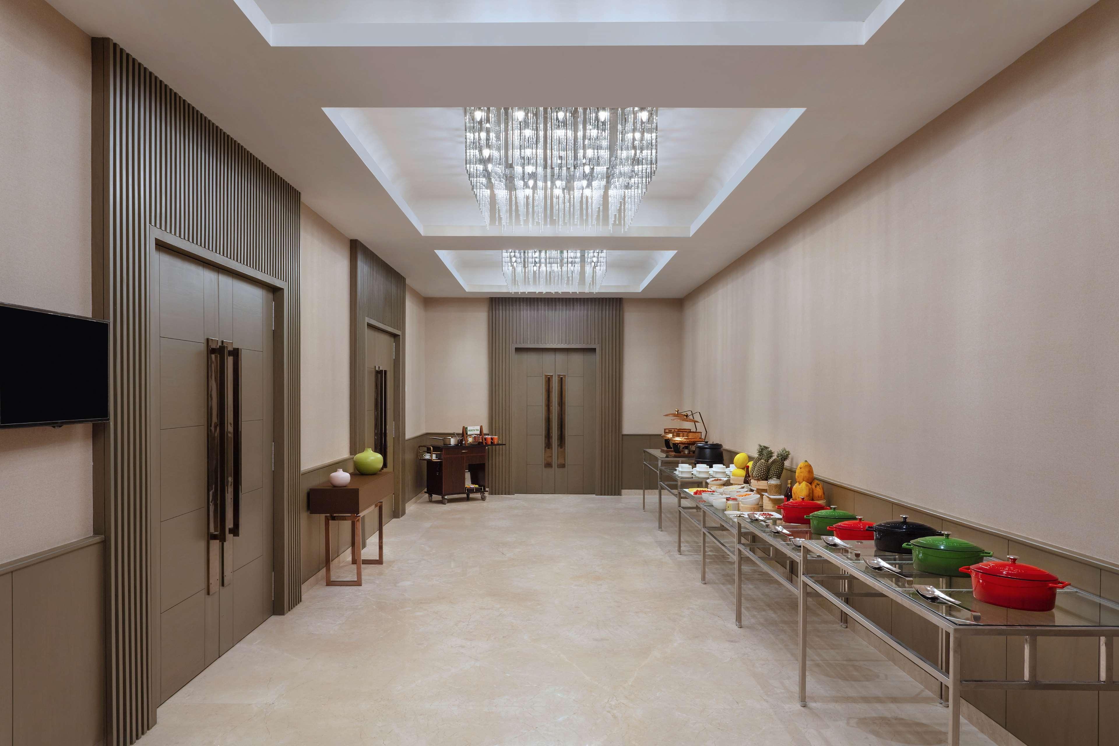 Doubletree By Hilton Jaipur Amer Экстерьер фото