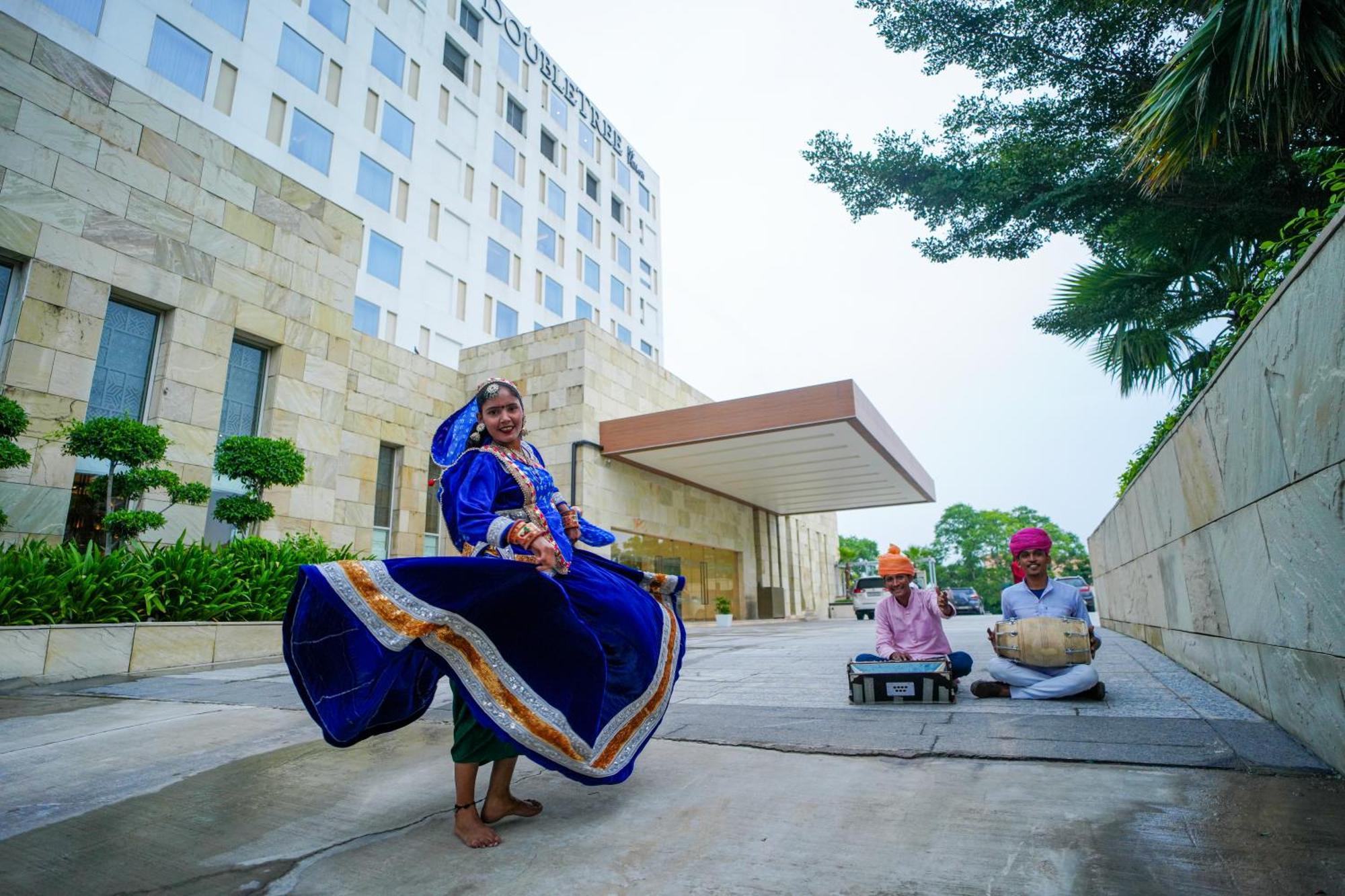 Doubletree By Hilton Jaipur Amer Экстерьер фото