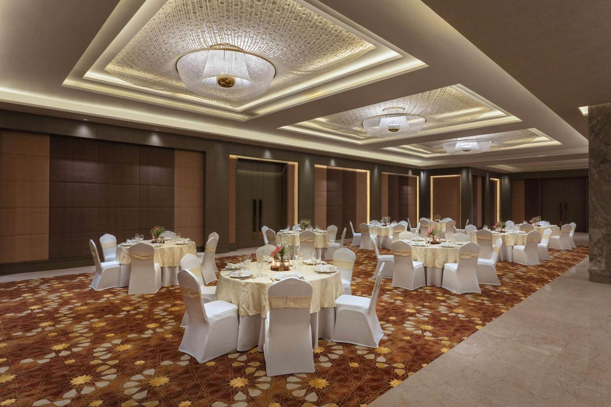 Doubletree By Hilton Jaipur Amer Экстерьер фото