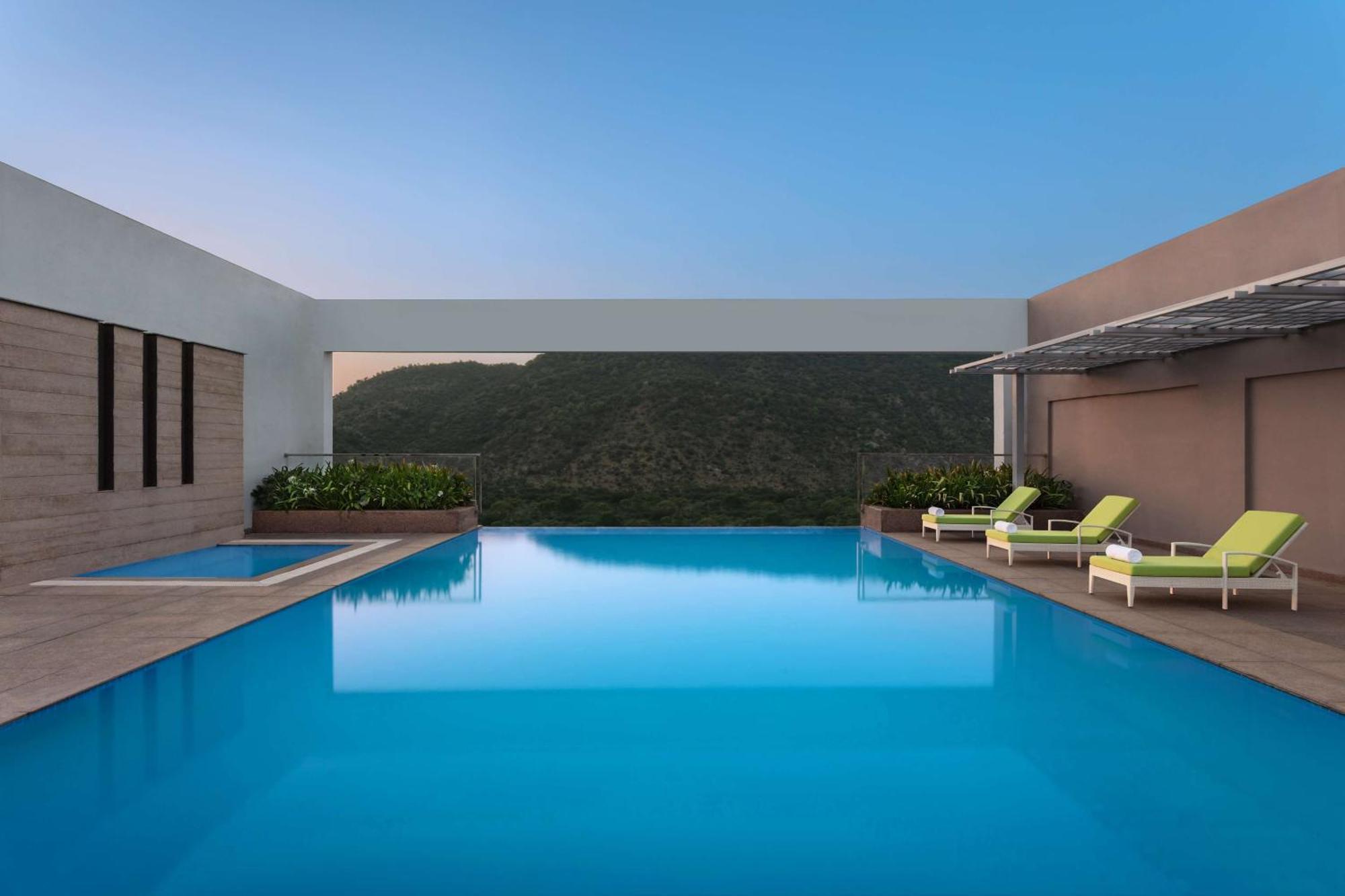 Doubletree By Hilton Jaipur Amer Экстерьер фото