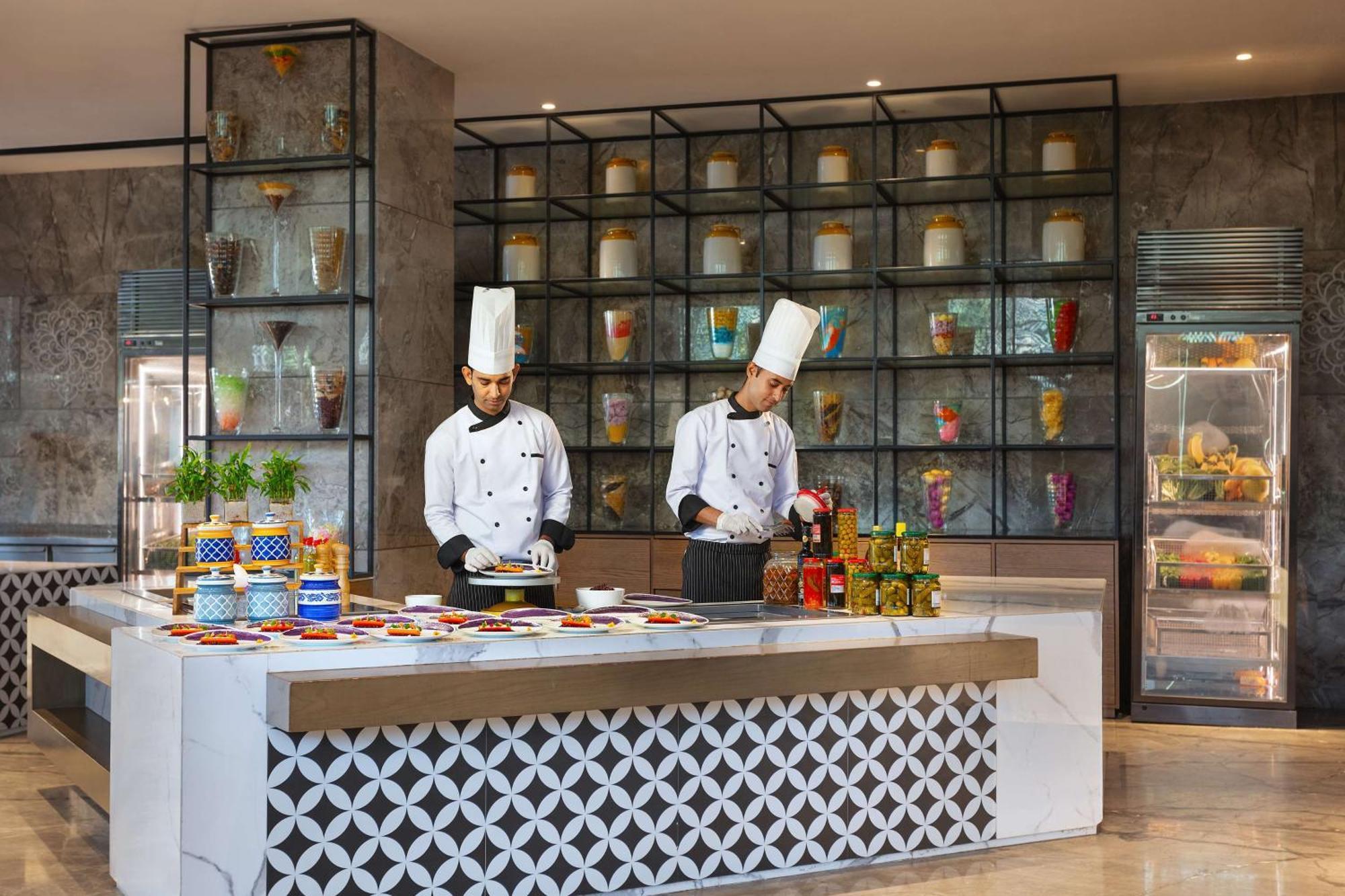Doubletree By Hilton Jaipur Amer Экстерьер фото